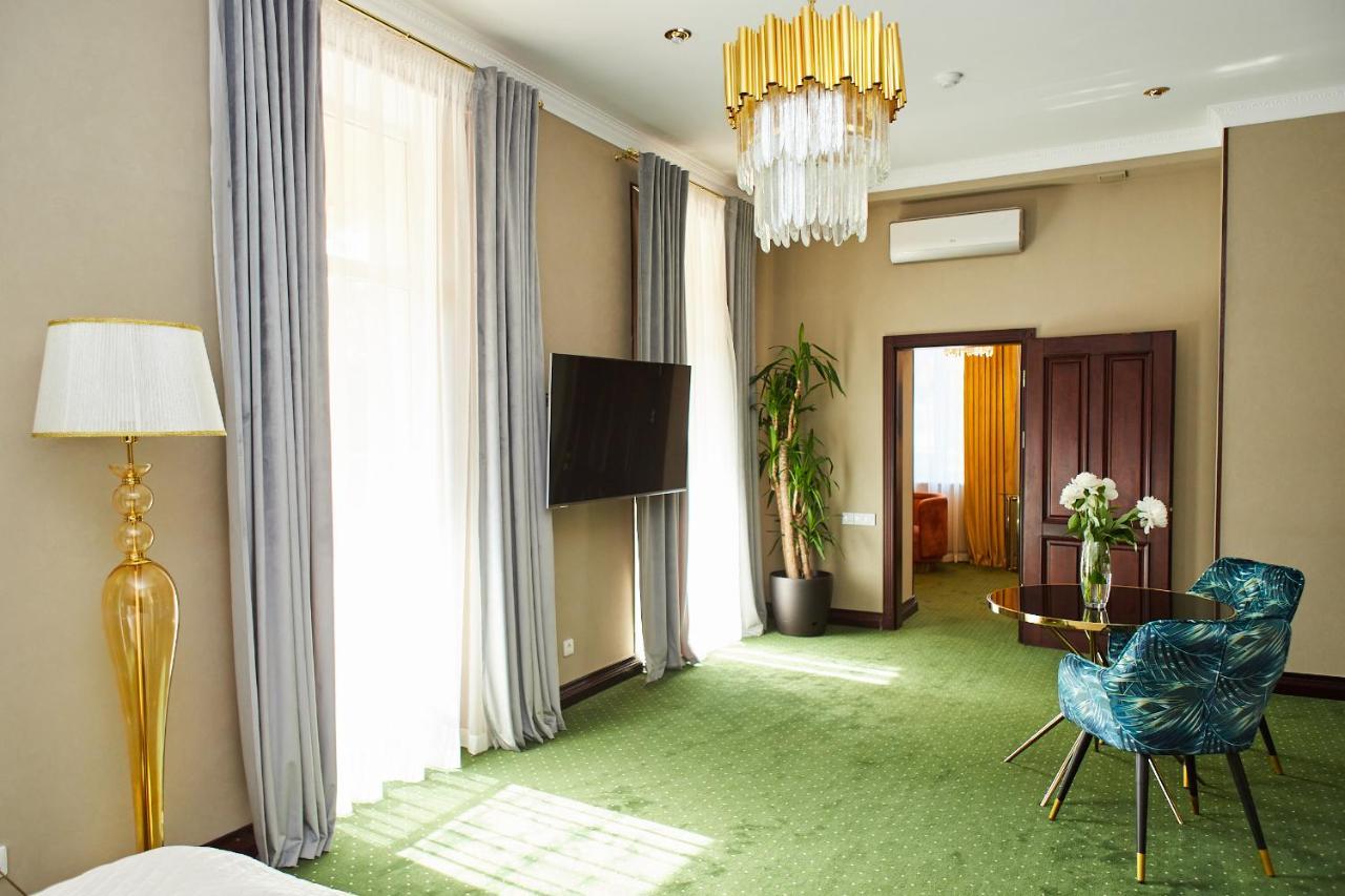 Arcadia Plaza Hotel Одеса Екстериор снимка