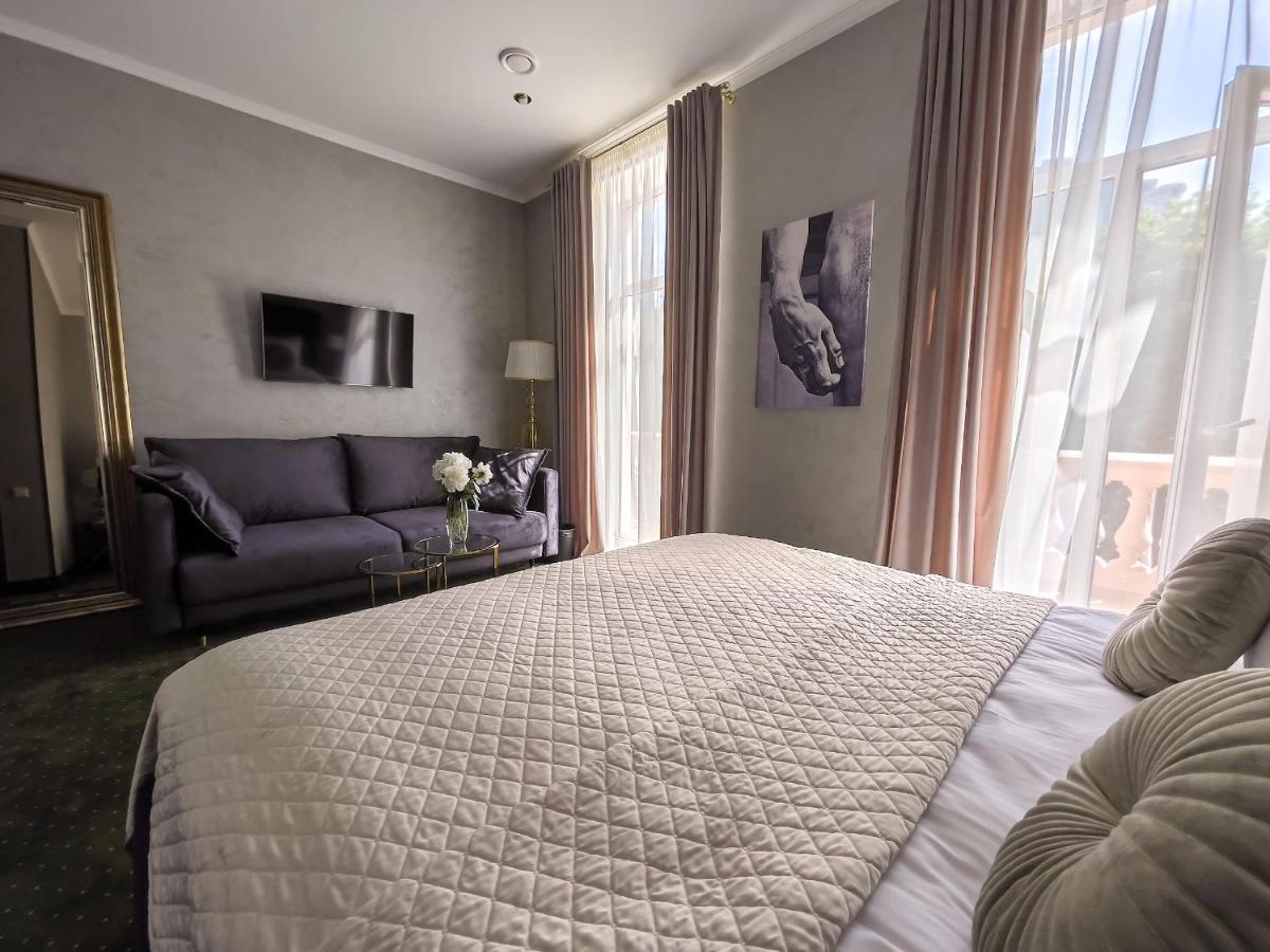 Arcadia Plaza Hotel Одеса Екстериор снимка