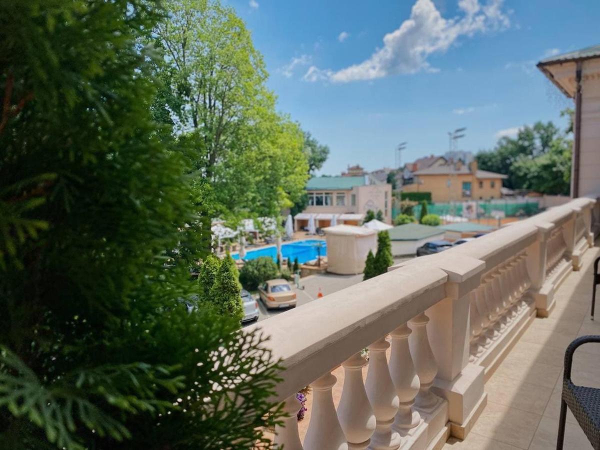 Arcadia Plaza Hotel Одеса Екстериор снимка
