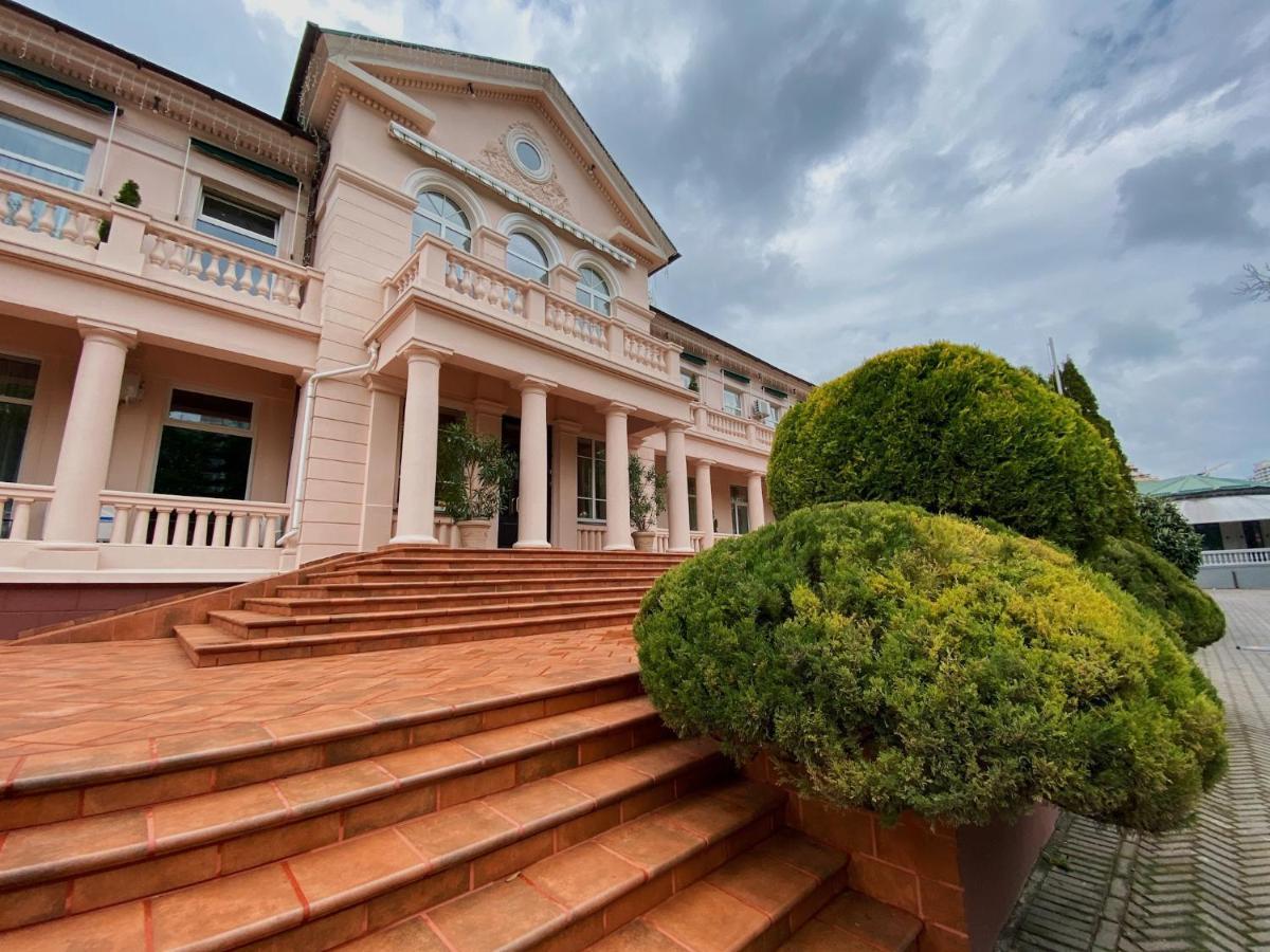 Arcadia Plaza Hotel Одеса Екстериор снимка