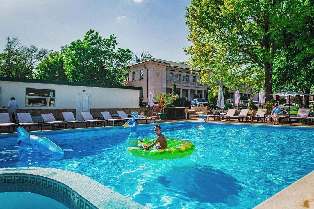 Arcadia Plaza Hotel Одеса Екстериор снимка