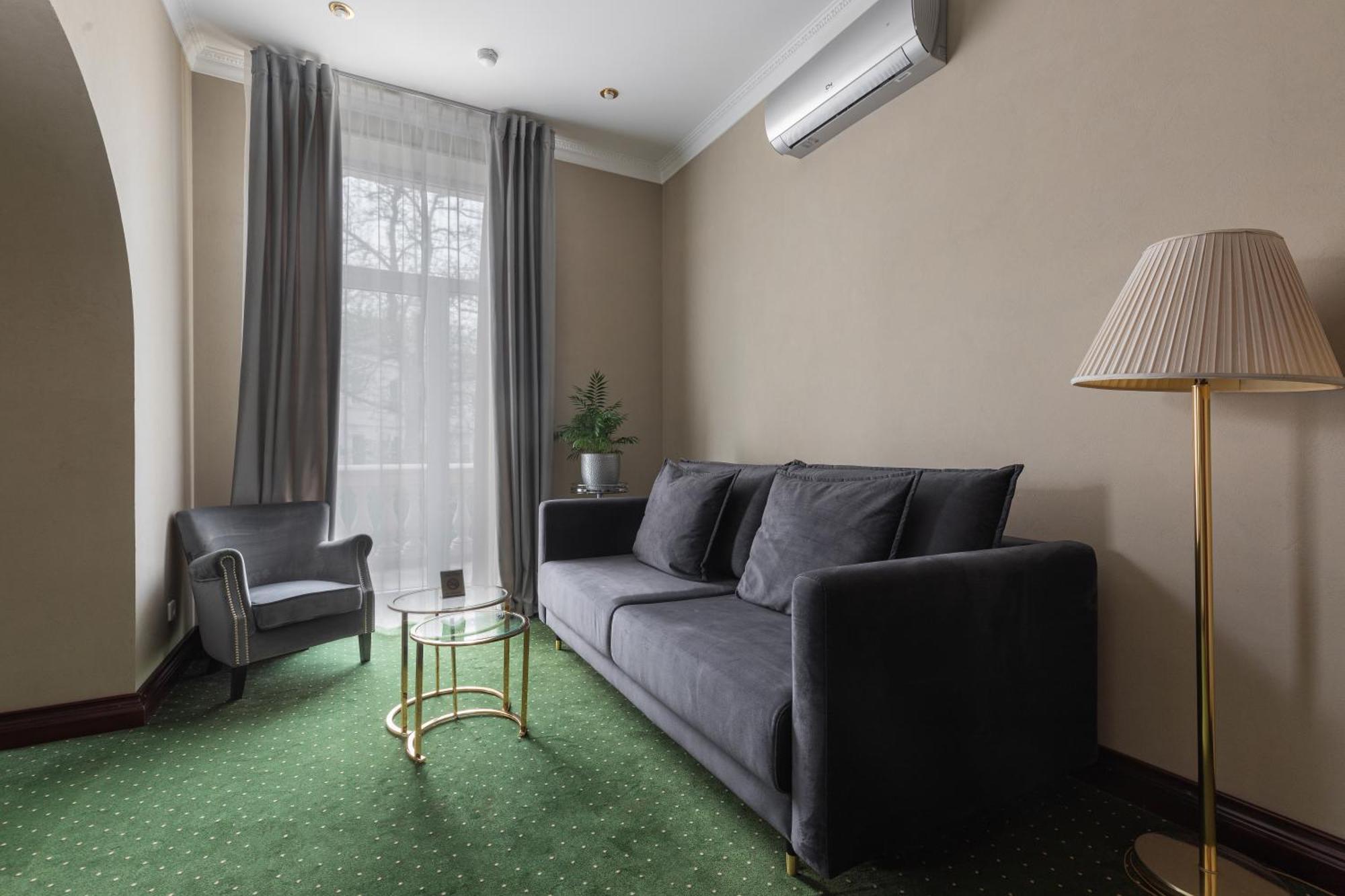 Arcadia Plaza Hotel Одеса Екстериор снимка